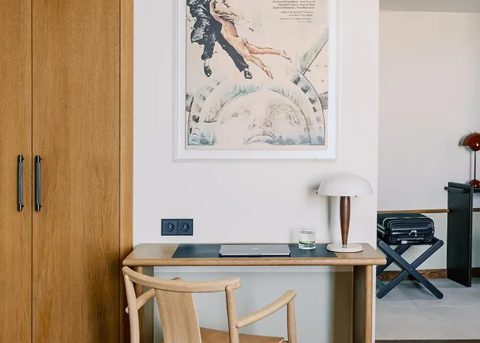 Ξενοδοχείο Puro Stare 4*